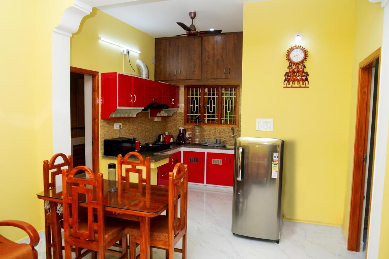 Sri Apartment 2Bhk For Familys Couples Parking A2 Pondicherry Exterior photo