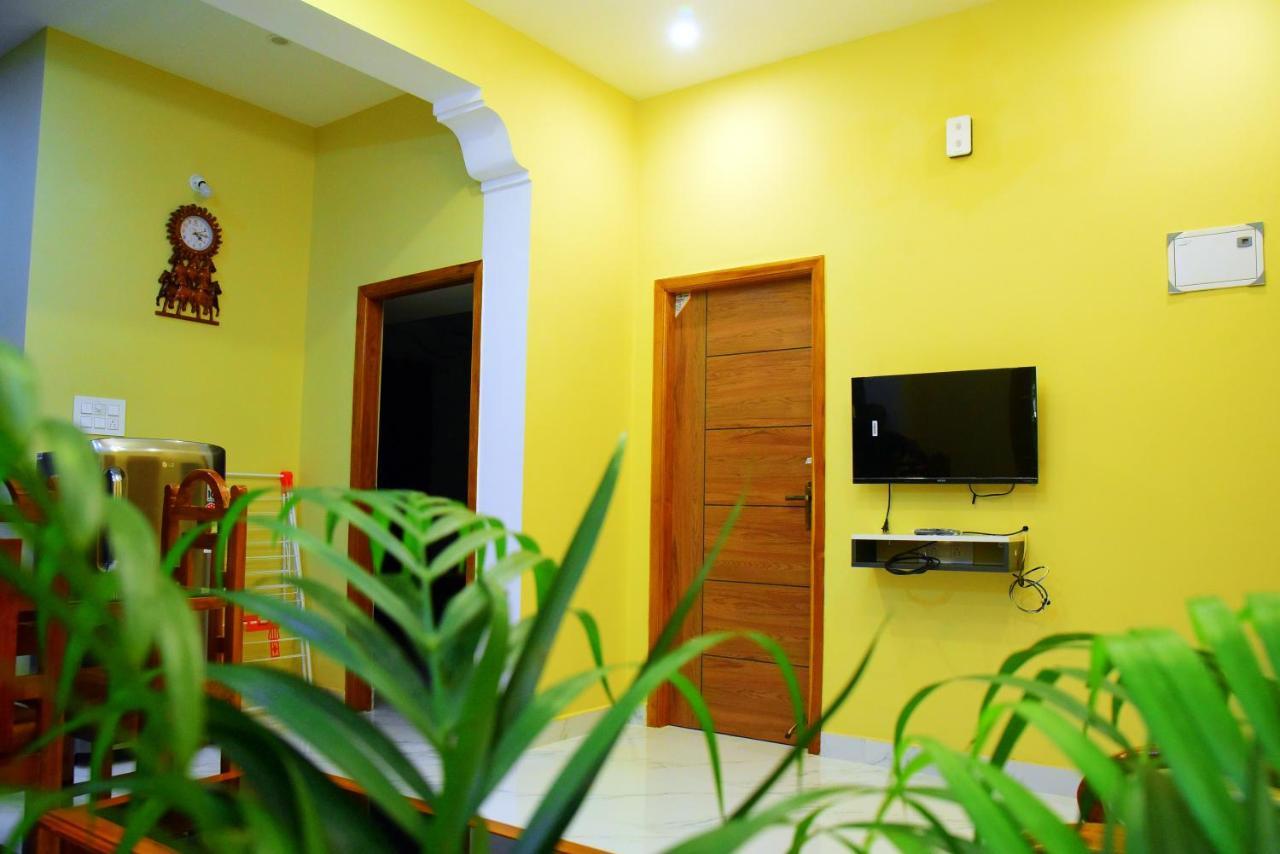 Sri Apartment 2Bhk For Familys Couples Parking A2 Pondicherry Exterior photo