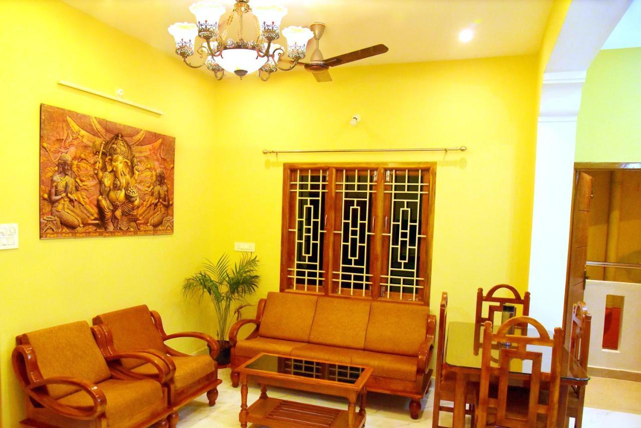Sri Apartment 2Bhk For Familys Couples Parking A2 Pondicherry Exterior photo